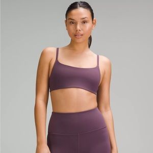 Wunder train strappy racer bra ribbed 
Grape thrisle